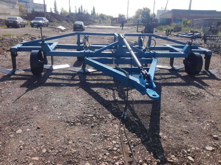 Плоскорез глубокорыхлитель ПГП-7