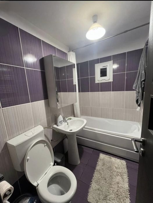 Apartamant de închiriat