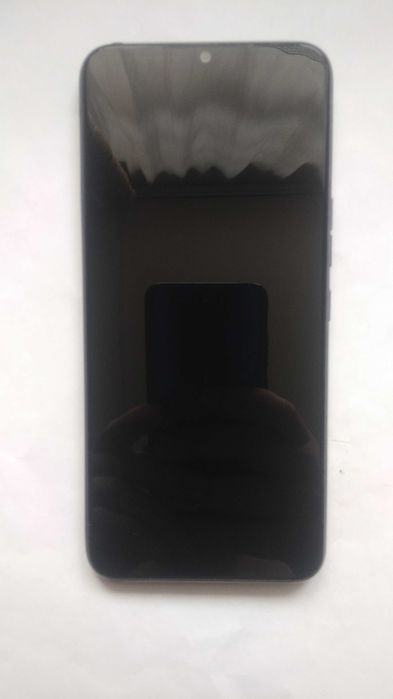 Телефон TECNO Spark 8c 64Gb