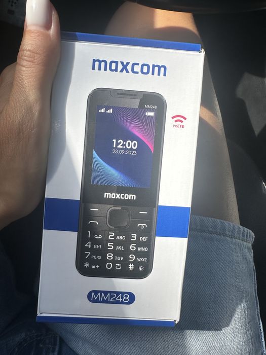 Telefon maxcom nou