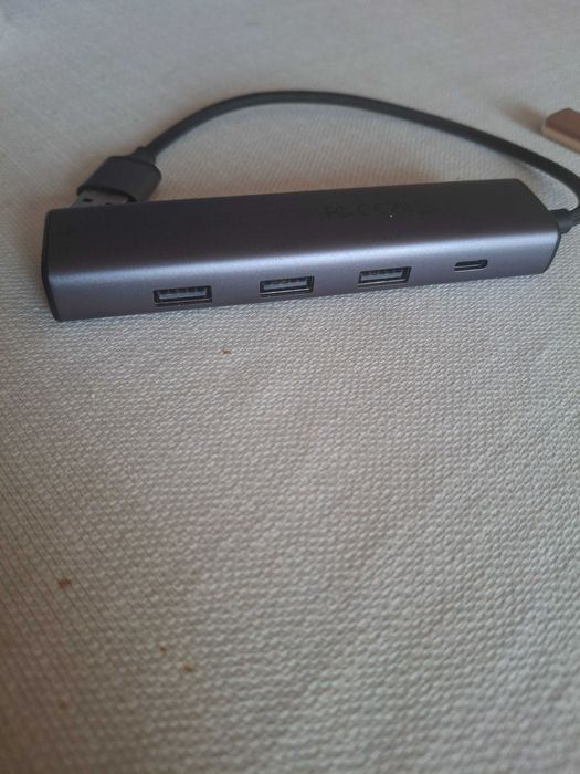 Преходник Ugreen, Хъб за Macbook, USB-3.0, RJ-45 1Gbps