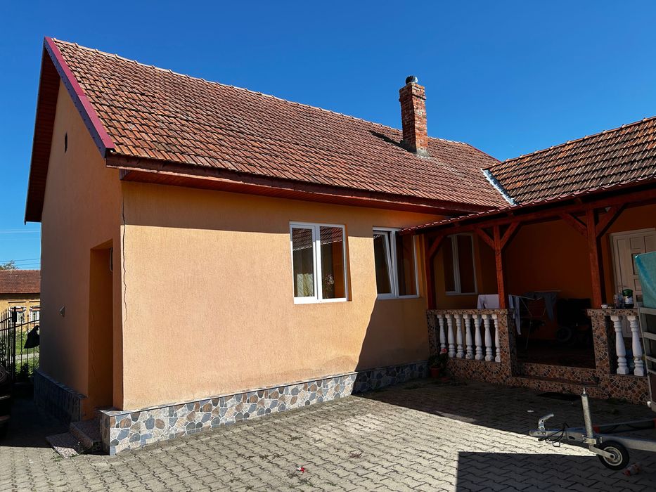 Casă renovată la țară