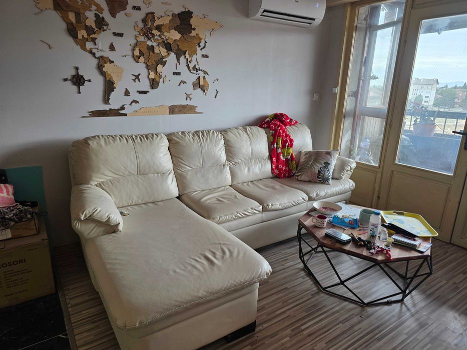 Ъглов диван еко кожа екрю цвят