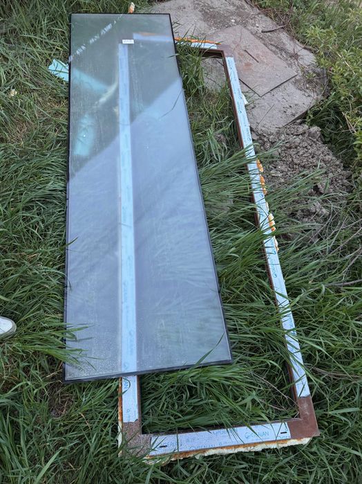 Fereastră termopan Izotec x1 bucată, nuc, 648 x 2218 mm, 6 camere - 300 lei