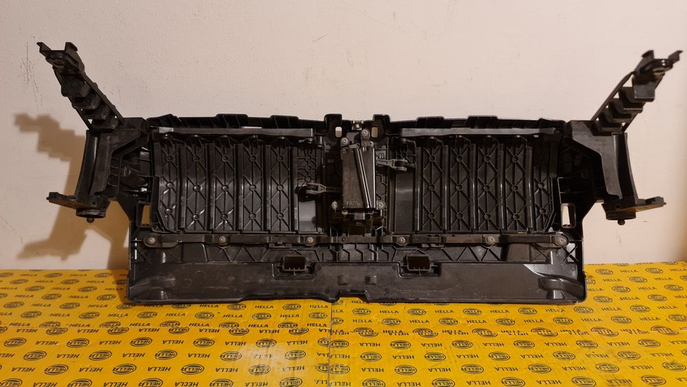 Hota grila activa clapete deflector aer bara BMW 4 G22 G23