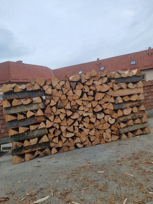 Vând lemne de foc, fag ! Cherestea,  grinzi ,caferi , lăți , etc !