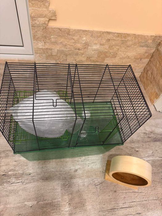 Клетка за дегу/джербил в отлично състояние