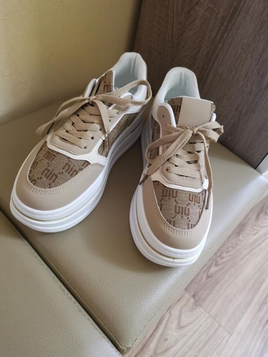 Чисто Нови Дамски обувки на платформа