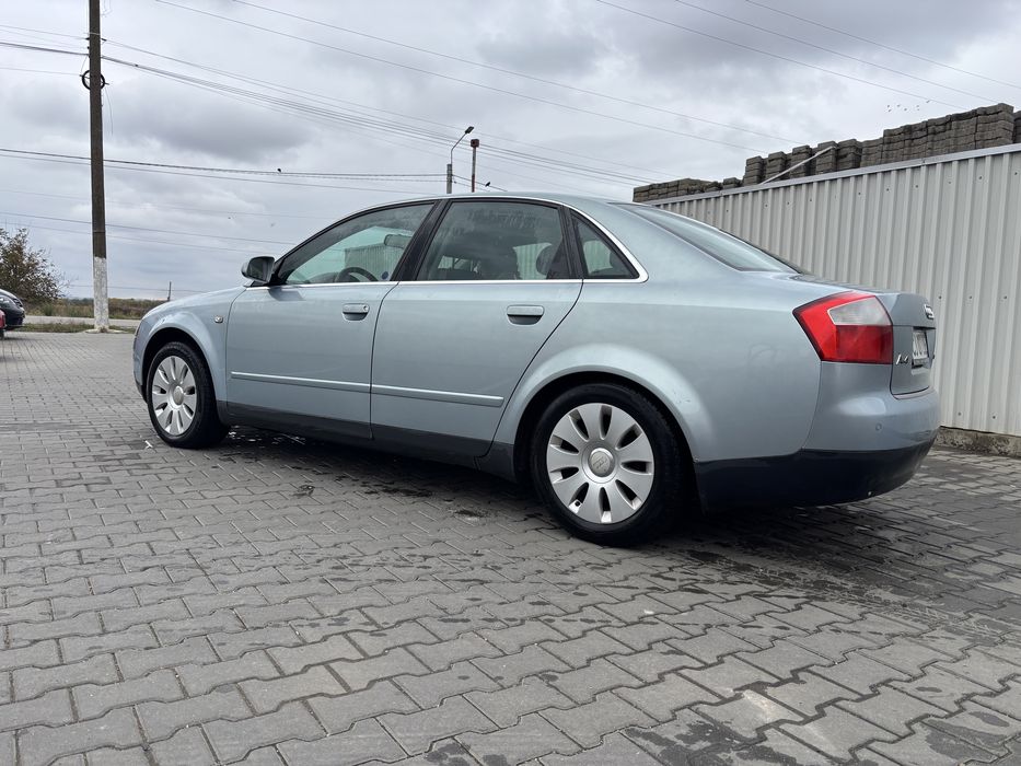 AUDI A4 2001 — imagine 5