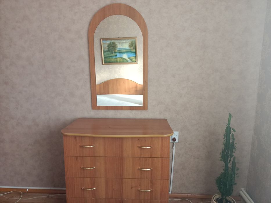 Спальный гарнитур!