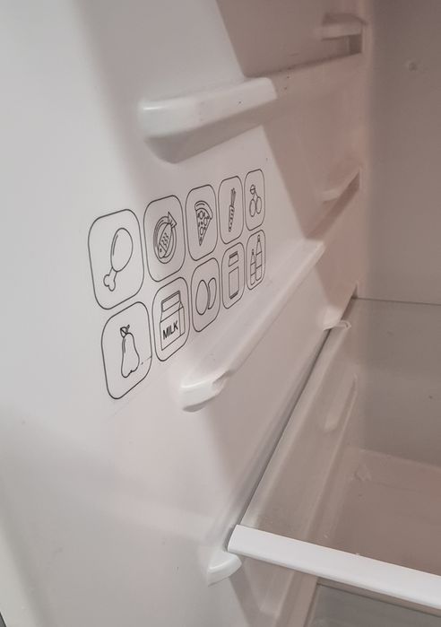 Хладилник Klarstein 91L с транспортен дефект