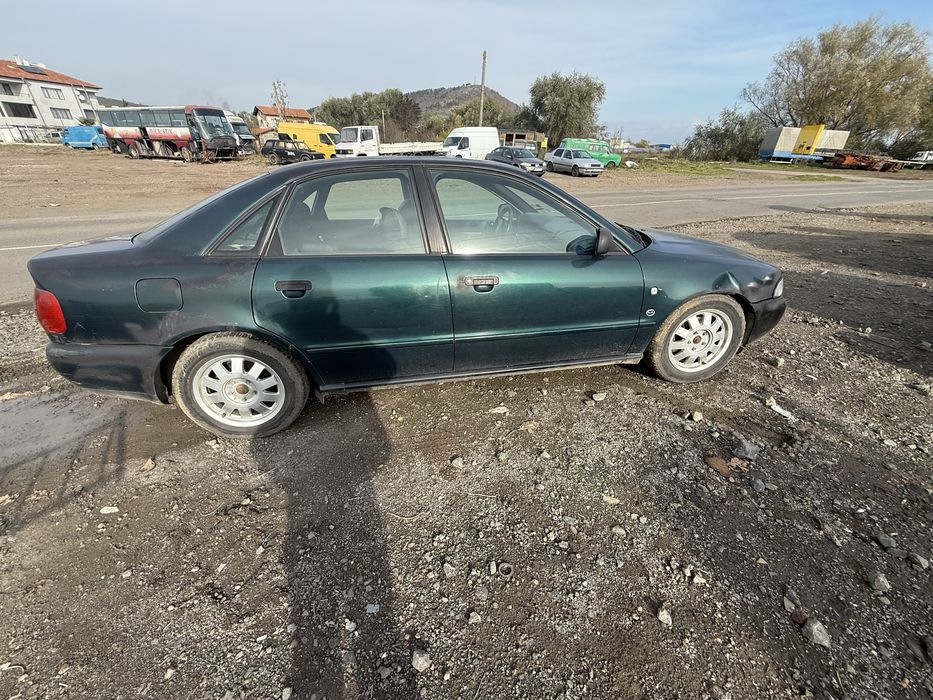 АUDI A4 1.8 124 кс 1995 г на части