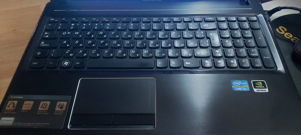 Лаптоп Lenovo i3