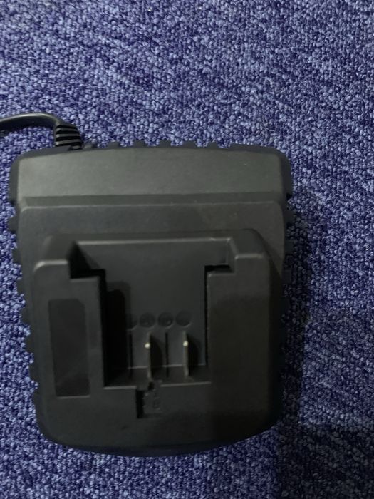 Incarcator 20 v Tryton pentru acumulatori Myproject