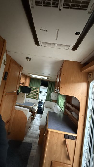 Кемпер Mercedes Euра Мобил като Нов!