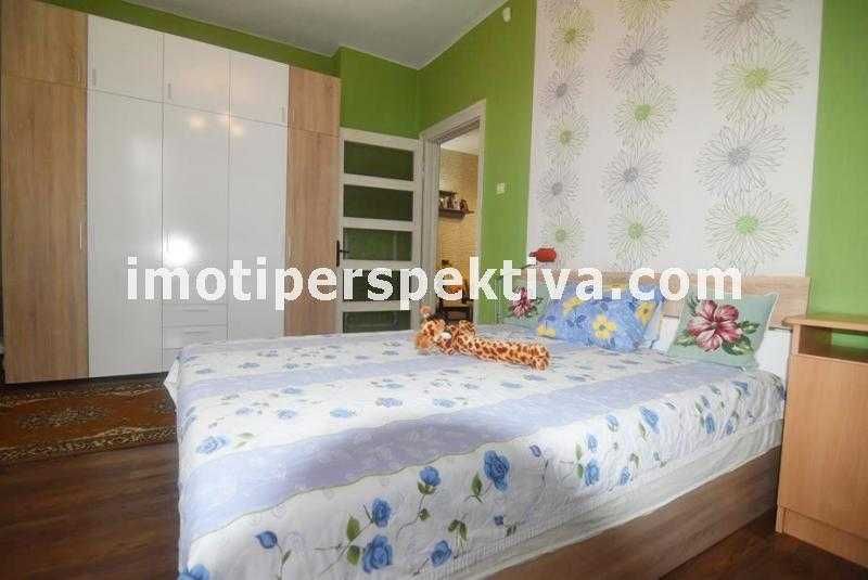 Продава се Многостаен апартамент в Пловдив, Център - 160 кв.м за 1313 €/кв.м - Снимка #2
