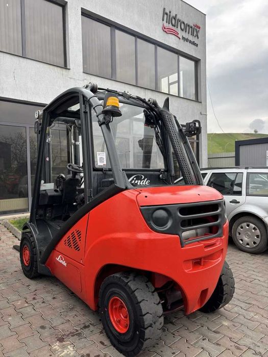 Stivuitor - Motostivuitor Linde H25D Diesel Anul fabricației: 2012