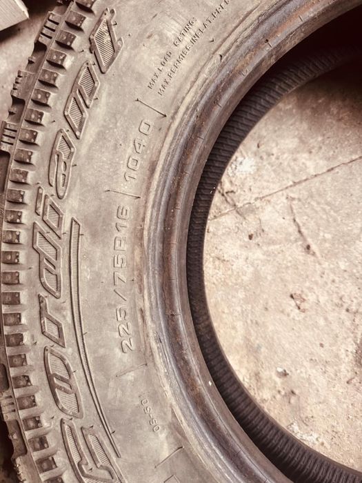 Шины летние 225/75/16