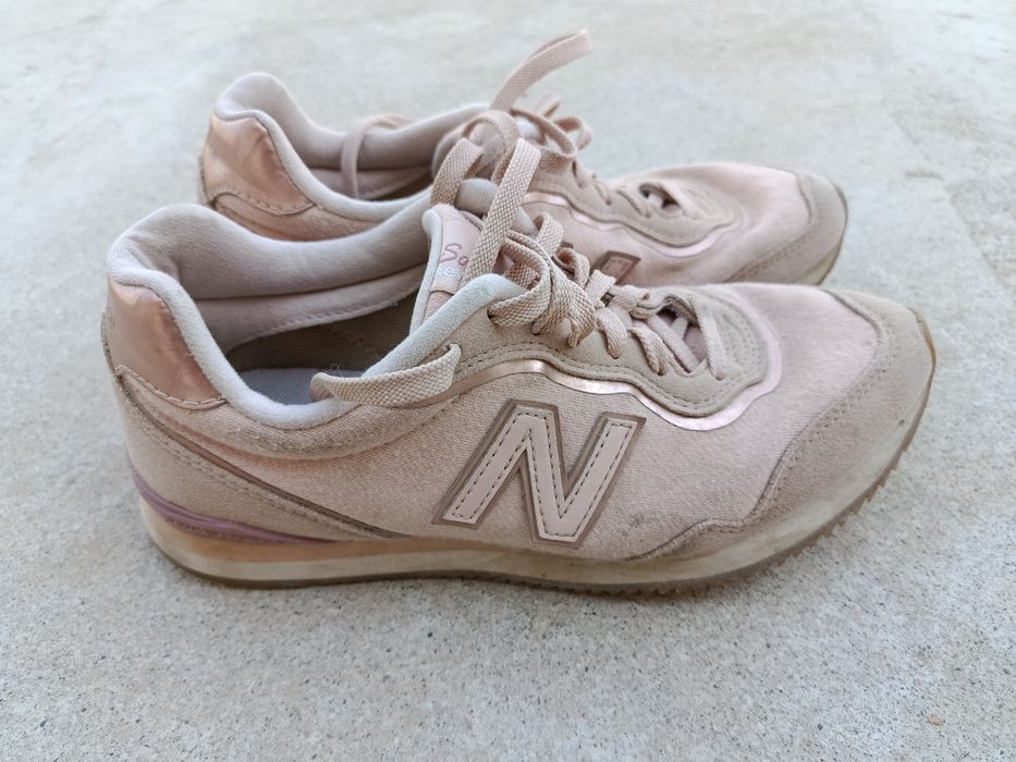 New Balance Sola Sleek V1 (WLSLAKC1) – женские кроссовки.