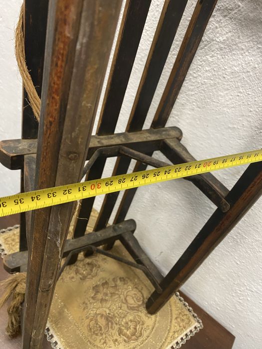 Стара френска шейна от масивно дърво и ковано желязо