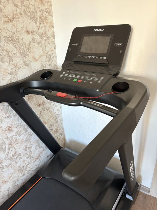 Беговая дорожка Genau