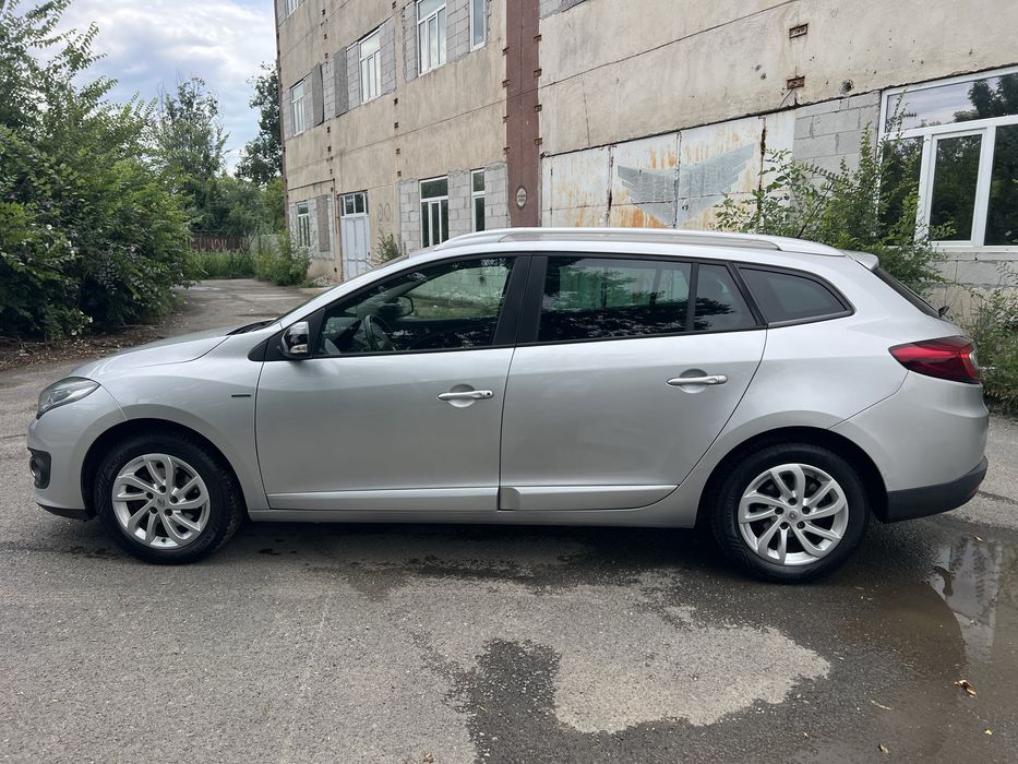 RENAULT Megane 2015 — imagine 2