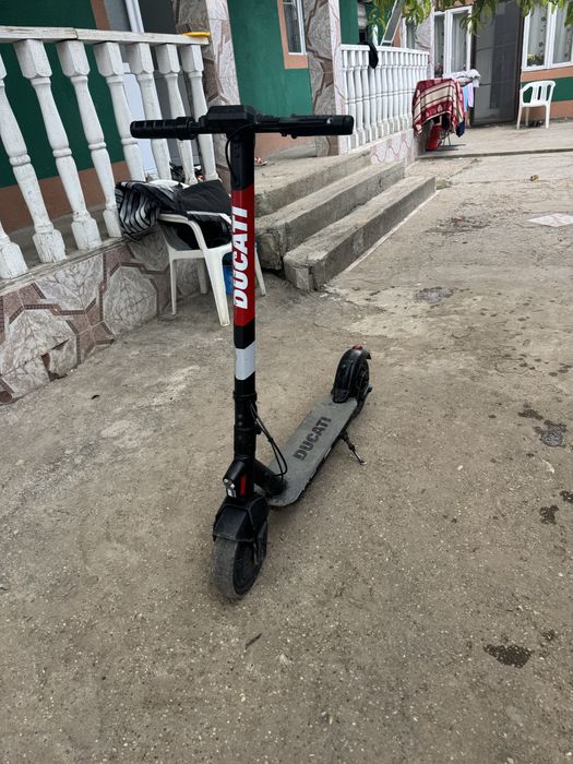 Trotineta ducati