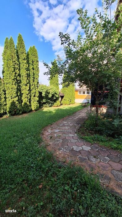 Imobil cu doua apartamente Gherla str. Dejului