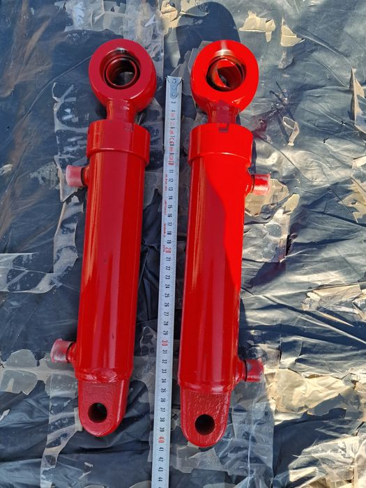 Cilindru hidrauli plug reversibil 370 mm nou preț 450 lei tel 0751 56