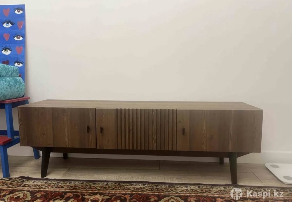 Комод под телевизор