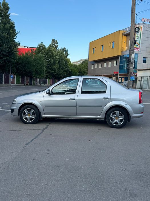 Vand Dacia Logan
