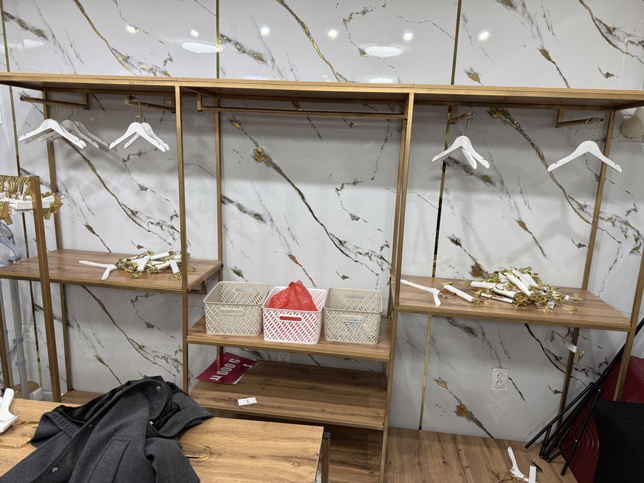 Продается стелажи