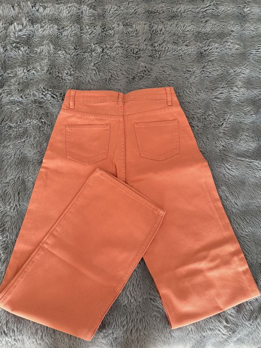 Продам джинсы ,размер 46