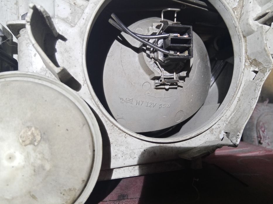 Продам фары на Мерседес W203