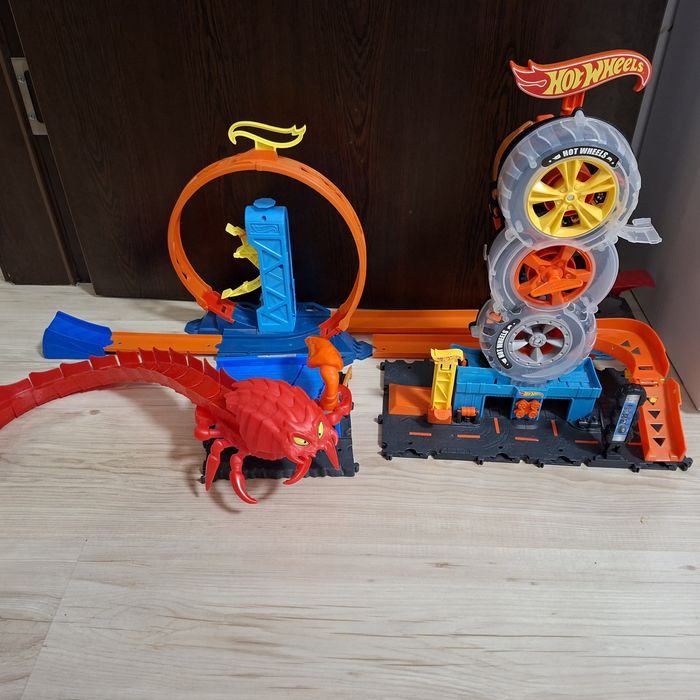 Комплект от три писти Hot wheels
