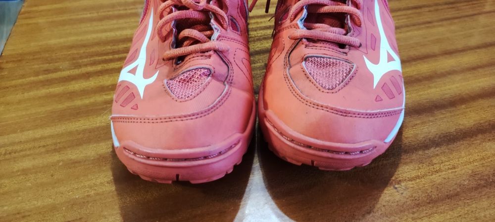 Дамски спортни Mizuno wave lynx 38.5