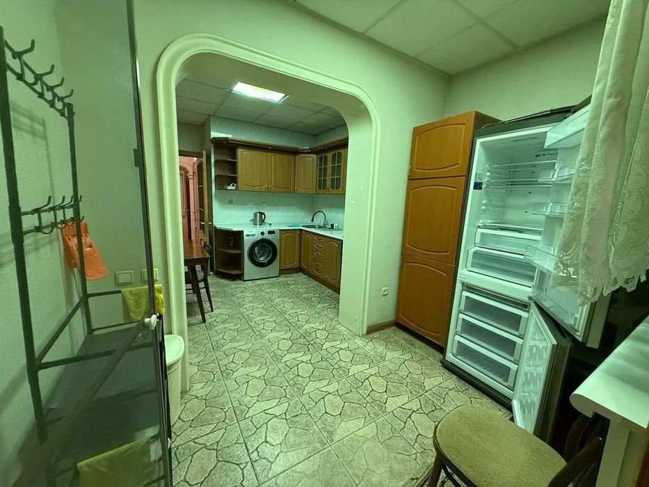 Mirzo Ulugʻbek Maksim Gorkiy 3 xona kv ijaraga beriladi