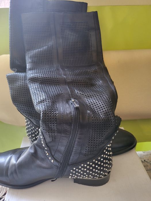 Женские сапоги длинные