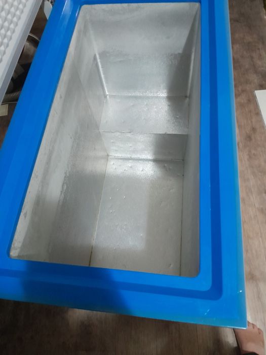 Продам морозильник