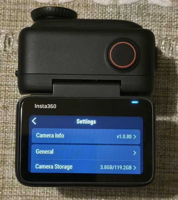 Insta360 GO 3S - Camera Actiune Cu Set Accesorii Complet Extra