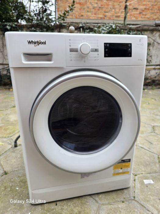 Пералня със сушилня Wirpool за ремонт