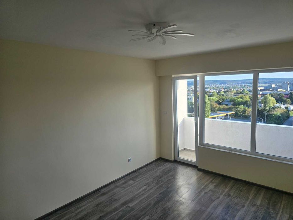 Продава се Тристаен апартамент в Варна, Трошево - 74 кв.м за 1796 €/кв.м - Снимка #15