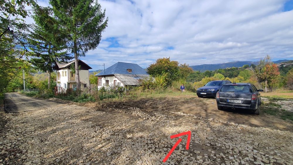 Teren cu vedere la muntii Leaota(primii 1600 intravilan+dif.extravilan