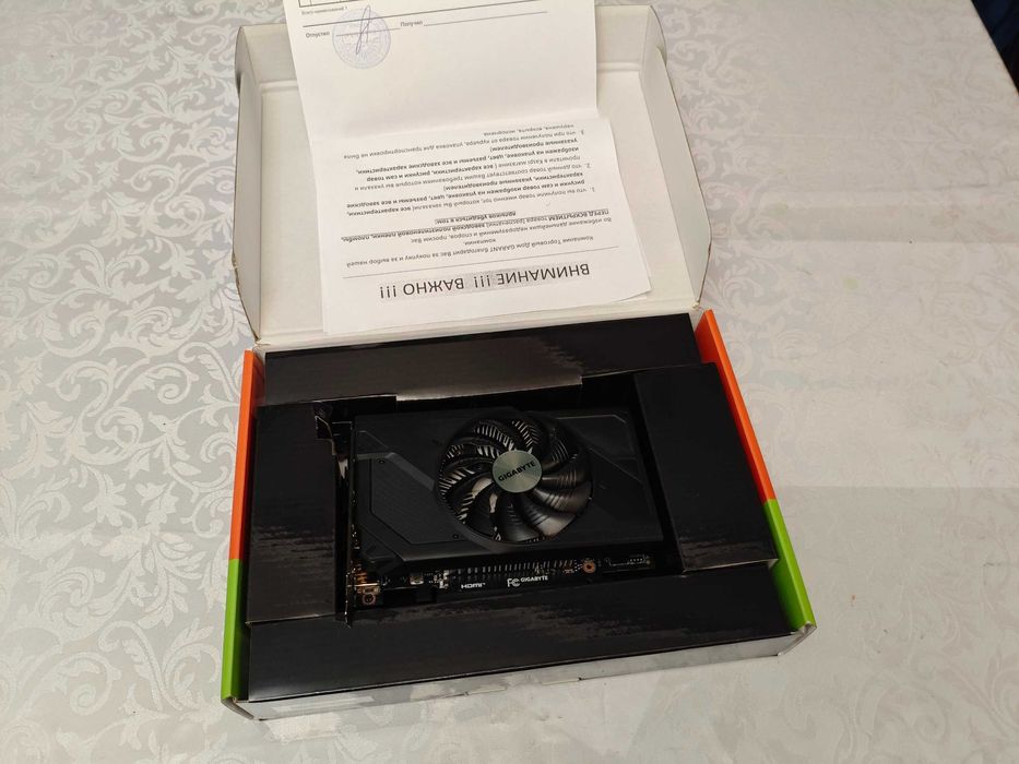 RTX 4060 Gigabyte D6