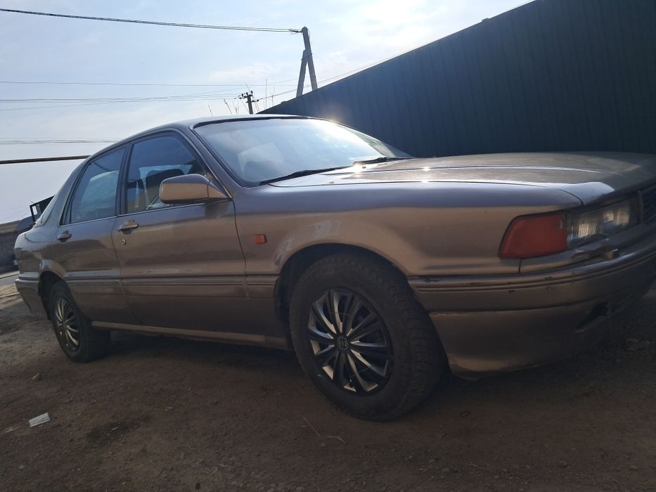 Митсубиси галант 1990 г