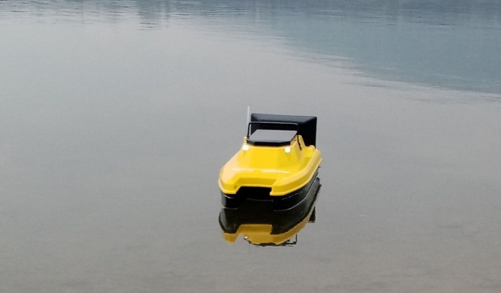 Лодка за захранка, опция за GPS автопилот