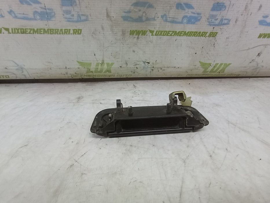 Maner exterior Mitsubishi Pajero Sport 1 (1996 - 2005) 2.5 D 2.5 D