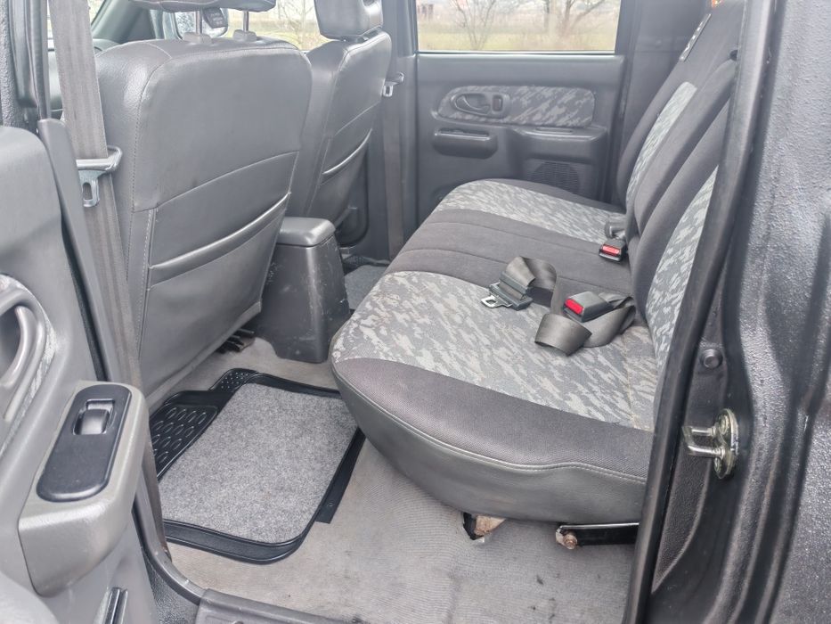 Mitsubishi L 200 4X4 2000 RAPTOR