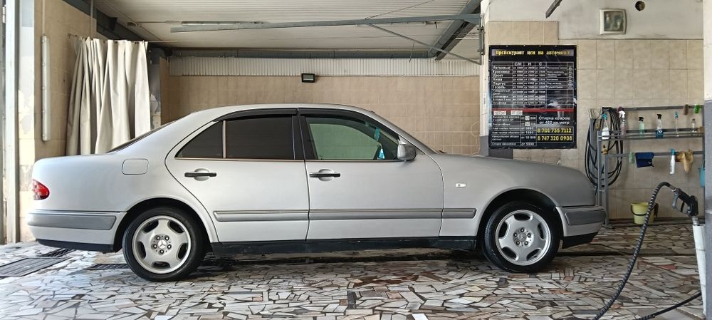 Мерседес 210 продам