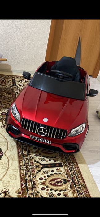 Детская машинка черный цвет